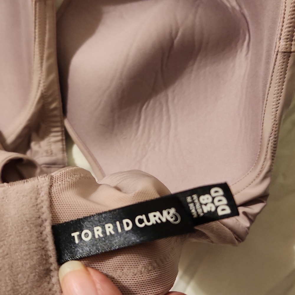 Torrid Wireless 38ddd Bra Bundle - image 3